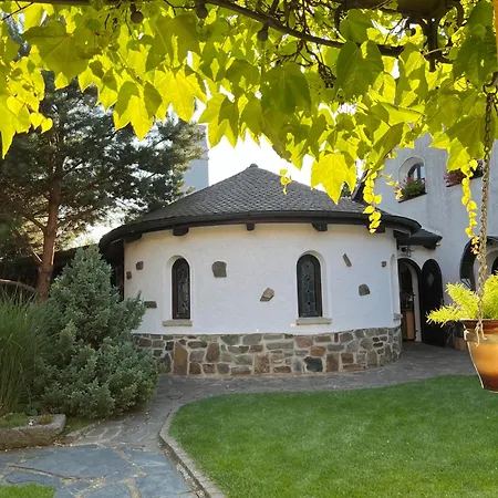 Rotunda U Vaclava * Sebkovice